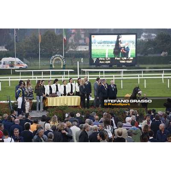 Gran Premio del Jockey Club - The prize giving ceremony Milano,San Siro racecourse 19 otct.2014 photo Stefano Grasso/Trenno srl