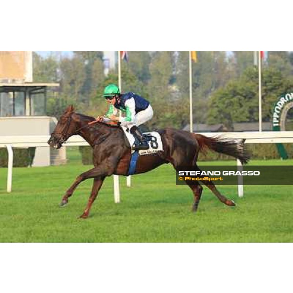 Auge with Spoil the Fun wins the Premio del Piazzale Milano,San Siro racecourse 19 otct.2014 photo Domenico Savi/Grasso/Trenno srl