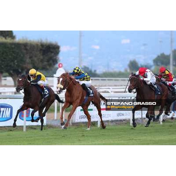 Fabio Branca and Final Score win the Premio Longines Lydia Tesio Roma.Capannelle racecourse 26th october 2014 ph.Domenico Savi/Grasso