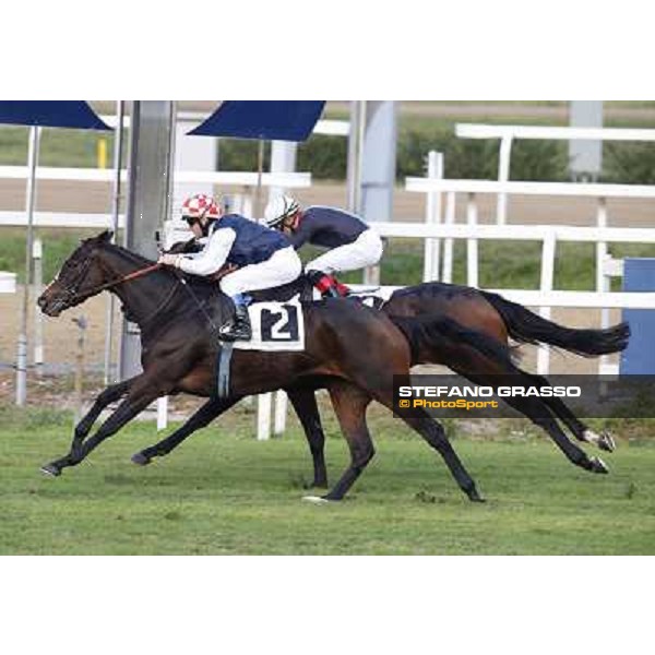 Olivier Peslier on Cape Magic goes to win the Premio Conte Felice Scheibler Roma.Capannelle racecourse 26th october 2014 ph.Stefano Grasso