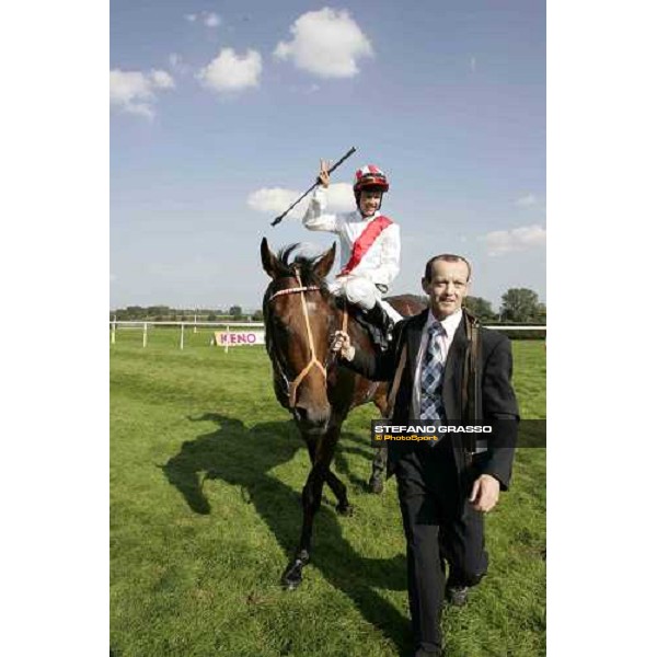 a very happy Kerrin Mc Evoy with Warrsan after the triumph in the 133. Grosser Volkswagen Preis von Baden Iffezheim Baden Baden 4th september 2005 ph. Stefano Grasso