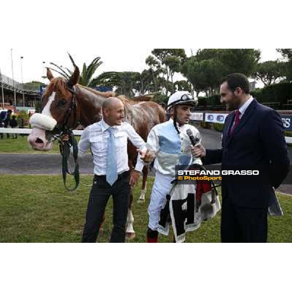 Dario Vargiu,Misterious Boy and their connection after winning the Premio Guido Berardelli Roma.Capannelle racecourse 26th october 2014 ph.Stefano Grasso