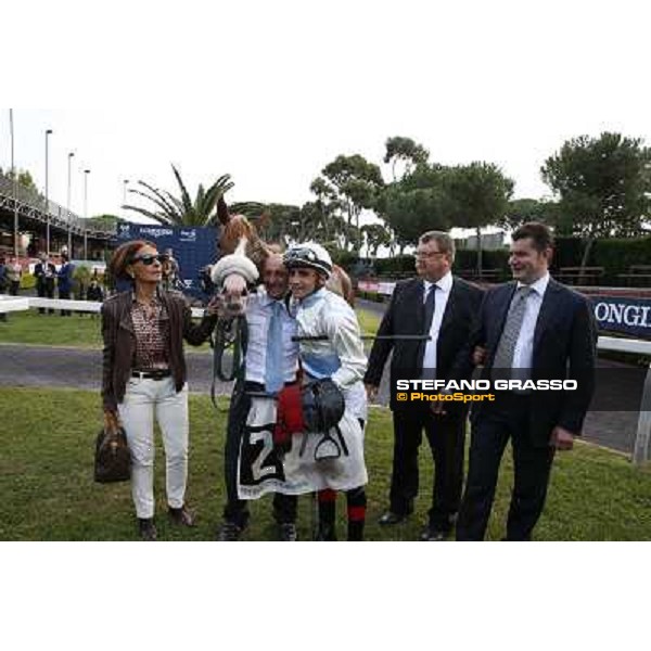 Dario Vargiu,Misterious Boy and their connection after winning the Premio Guido Berardelli Roma.Capannelle racecourse 26th october 2014 ph.Stefano Grasso