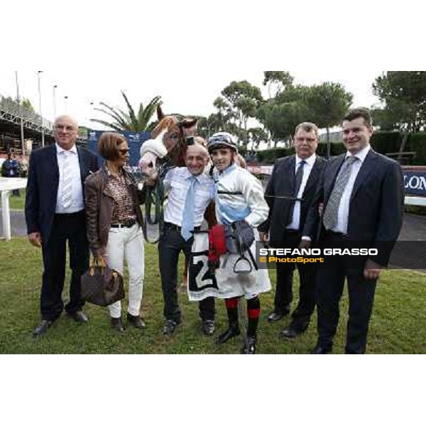 Dario Vargiu,Misterious Boy and their connection after winning the Premio Guido Berardelli Roma.Capannelle racecourse 26th october 2014 ph.Stefano Grasso
