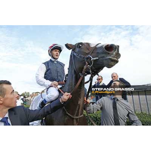 Olivier Peslier and Cape Magic after winning the Premio Conte Felice Scheibler Roma.Capannelle racecourse 26th october 2014 ph.Stefano Grasso