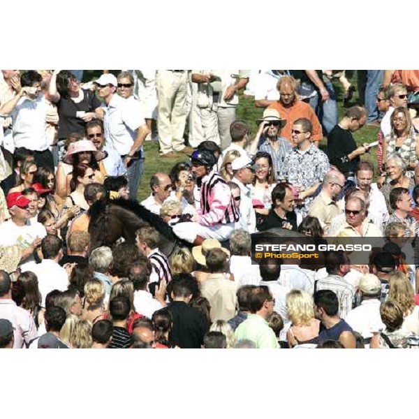 coming back for the winner Iffezheim Baden Baden 4th september 2005 ph. Stefano Grasso