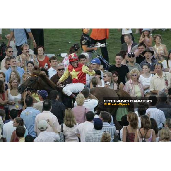 coming back for the winner Paul Andrew Johnson on Dzino . Altes Badener Jagdrennen Iffezheim 4th september 2005 ph. Stefano Grasso