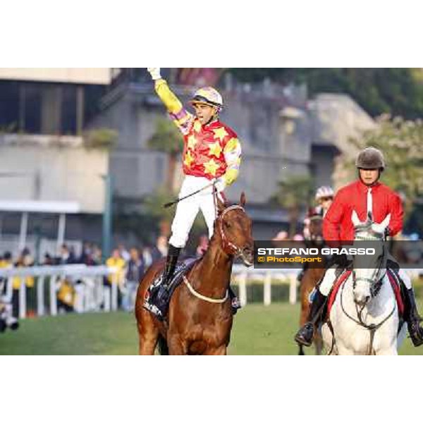 Joao Moreira on Design on Rome wins the Longines Hong Kong Cup Hong Kong,12/12/2014 ph.Stefano Grasso