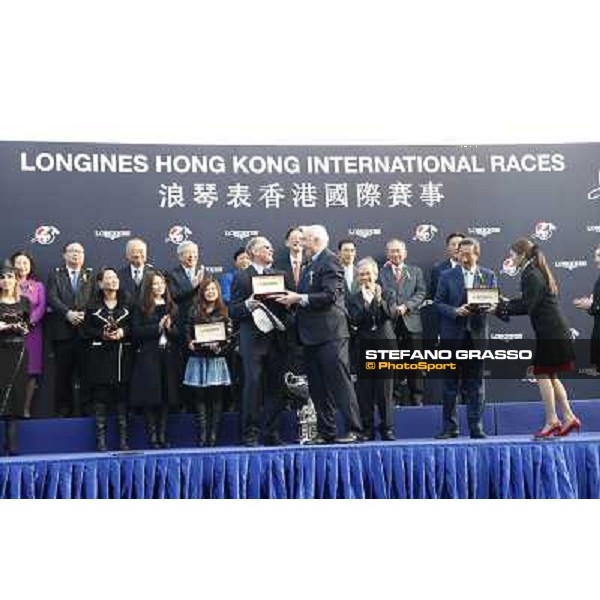 Joao Moreira on Design on Rome wins the Longines Hong Kong Cup Hong Kong,12/12/2014 ph.Stefano Grasso