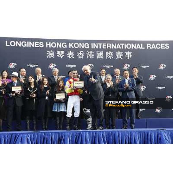 Joao Moreira on Design on Rome wins the Longines Hong Kong Cup Hong Kong,12/12/2014 ph.Stefano Grasso