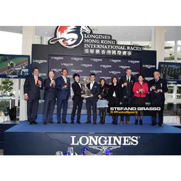 Joao Moreira on Design on Rome wins the Longines Hong Kong Cup Hong Kong,12/12/2014 ph.Stefano Grasso