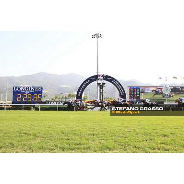 Maxim Guyon on Flinthshire wins the Longines Hong Kong Vase Hong Kong,12/12/2014 ph.Stefano Grasso