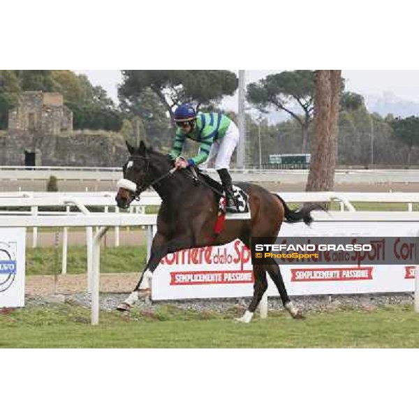 1 marzo 2015 ROMA -Ippodromo Capannellle Capannelle Premio Torre Astura vince Fabio Branca su Halling Spectrum photo Domenico Savi/GRASSO