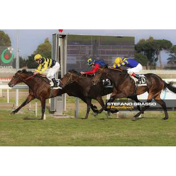1 marzo 2015 ROMA -Ippodromo Capannellle Capannelle Premio Zafonic vince Luca Maniezzi su Passaggio photo Domenico Savi/GRASSO