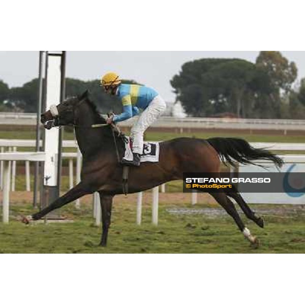 Roma Ippodromo Capannelle 15marzo 2015 Fabio Branca su FInidaprest vince il Premio Vincenzo Barocchiere photo domenico savi