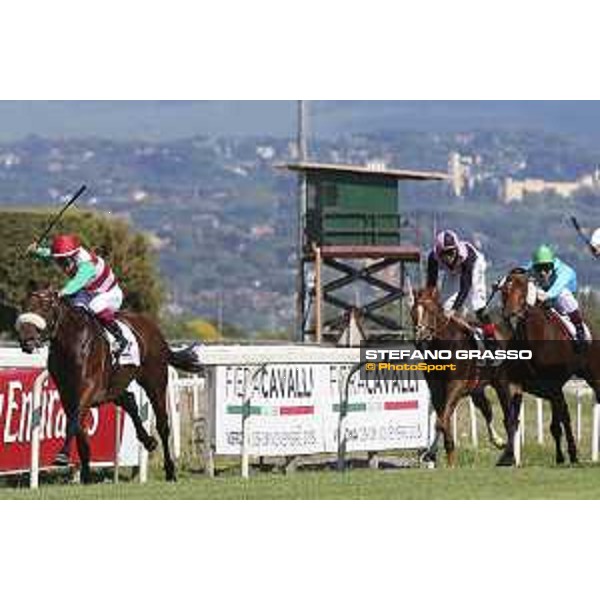 Umberto Rispoli on Cleo Fan wins the Premio Presidente della Repubblica GBI Racing Rome Capannelle Racecourse, 10 may 2015 ph. Domenico Savi/Hippogroup Roma Capannelle