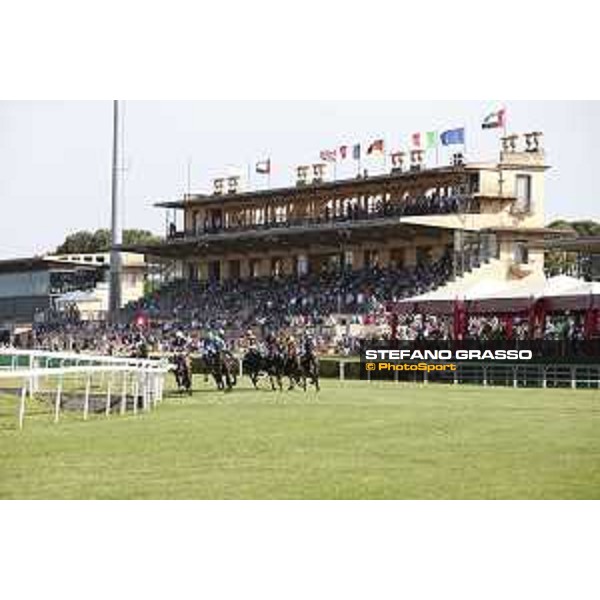 Grandstand Rome,Capannelle racecourse 17th may 2015 ph.Stefano Grasso
