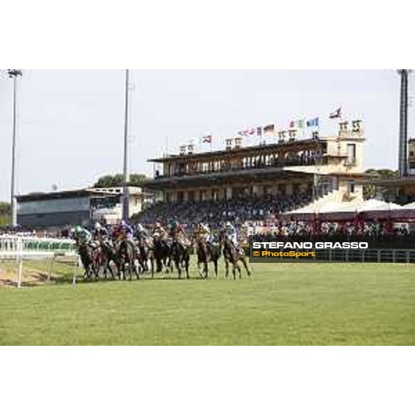 Grandstand Rome,Capannelle racecourse 17th may 2015 ph.Stefano Grasso