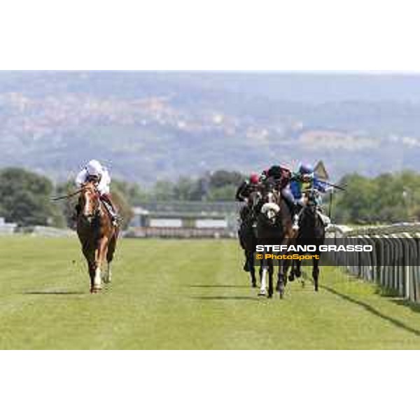 Premio Dionisia Dario Vargiu on Giacalmarbar Rome,Capannelle racecourse 17th may 2015 ph.Stefano Grasso