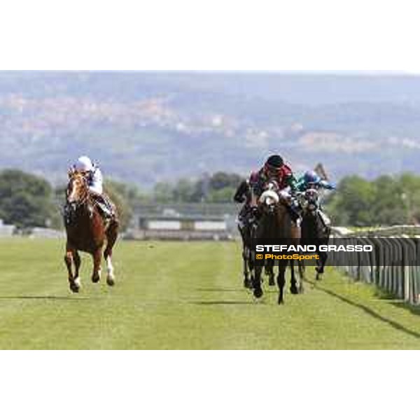 Premio Dionisia Dario Vargiu on Giacalmarbar Rome,Capannelle racecourse 17th may 2015 ph.Stefano Grasso