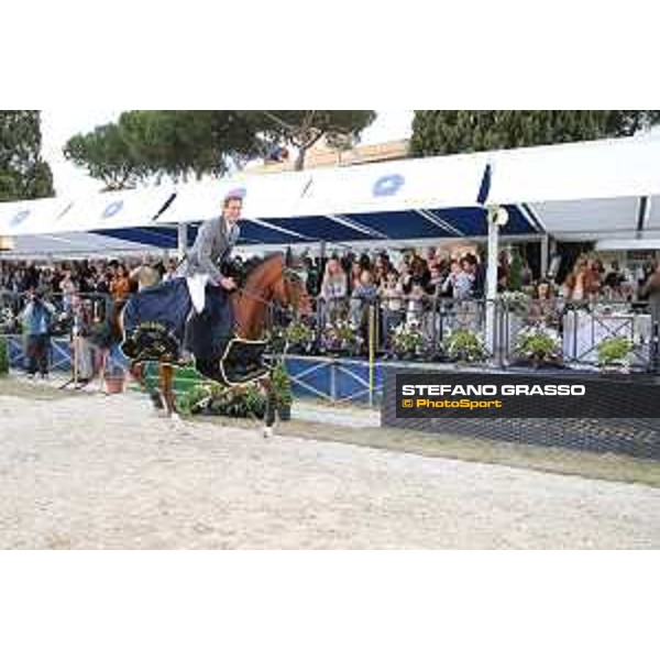 Henrik Von Eckermann and Cantinero win the Loro Piana Grand Prix City of Rome Roma,24th May 2015 ph.Stefano Grasso/Loro Piana