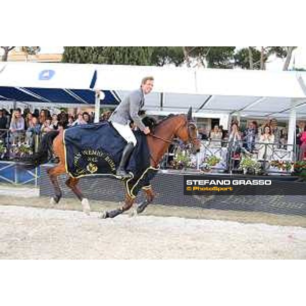 Henrik Von Eckermann and Cantinero win the Loro Piana Grand Prix City of Rome Roma,24th May 2015 ph.Stefano Grasso/Loro Piana