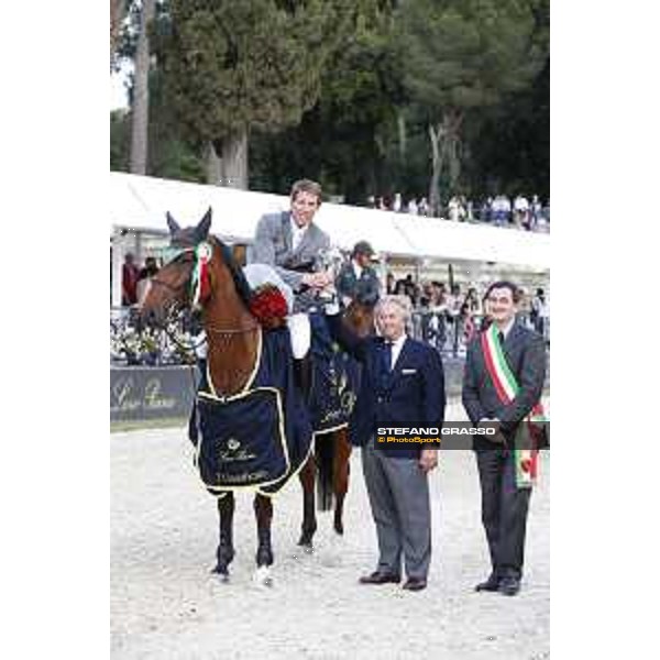 Henrik Von Eckermann and Cantinero win the Loro Piana Grand Prix City of Rome Roma,24th May 2015 ph.Stefano Grasso/Loro Piana