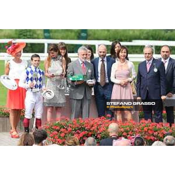 The prize giving ceremony of the Premio Carlo Vittadini Milano - San Siro galopp racecourse,31st may 2015 ph.Stefano Grasso/Trenno srl