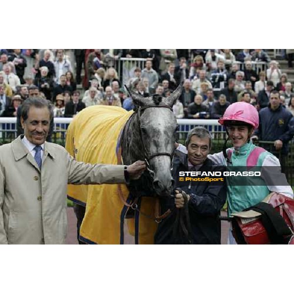 Christophe Soumillon with Reefscape winner of Prix du Cadran in the winner circle with the owner Khalid Abdullah Paris Longchamp, 2nd october 2005 ph .Stefano Grasso