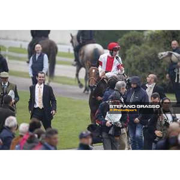 Andrasch Starke and Lovelyin win the Gran Premio del Jockey Club Milano, San Siro racecourse 18 oct.2015 ph.Stefano Grasso