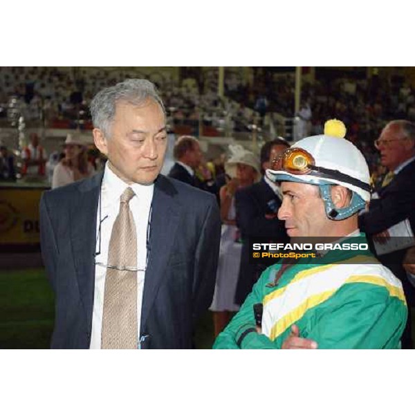 Mr. Terushi Yoshida (at left) and Gary Stevens Dubai World Cup 2004 Nad Al Sheba, 28th march 2004 ph. Stefano Grasso