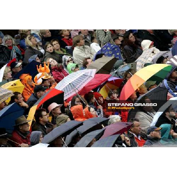 FEI - World Equestrian Games - Aachen 2006 1st qualification for the indivdidual and team Fei World Championship supporters under the rain Aachen, 29th august 2006 ph. Stefano Grasso