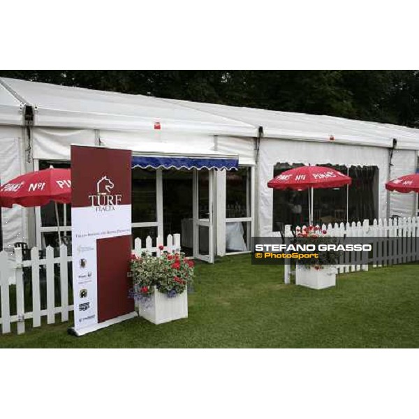 Turf Italia Newmarket, the July meeting , Lanson Ladies\' day, 12th july 2007 ph. Stefano Grasso