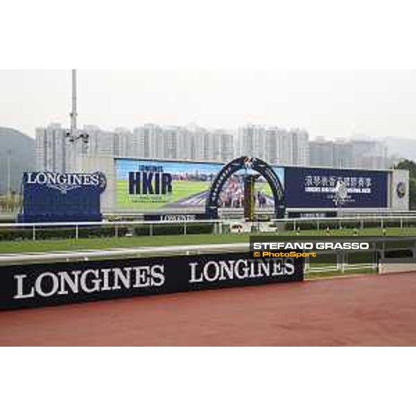 Morning track works at Sha Tin racecourse - Longines - Hong Kong - 7 December 2017 - ph.Stefano Grasso/Longines
