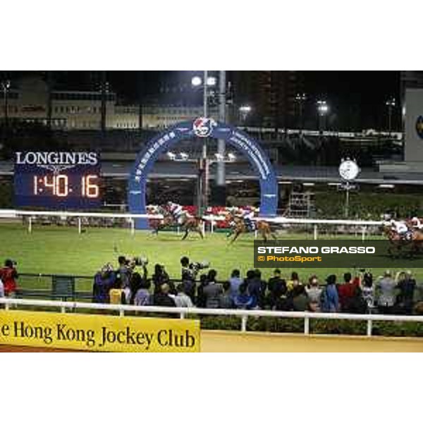 Longines International Jockeys Championship - 2nd Leg - Silvestre de Sousa on Glory Star - Hong Kong - Happy Valley Racecourse, 5 December 2018 - ph.Stefano Grasso