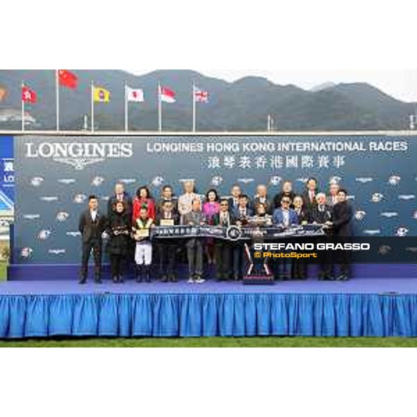 LHKIR 2018 - The Longines Hong Kong Cup - Prize giving ceremony - Hong Kong, Sha Tin Racecourse - 9 December 2018 - ph.Stefano Grasso/Longines