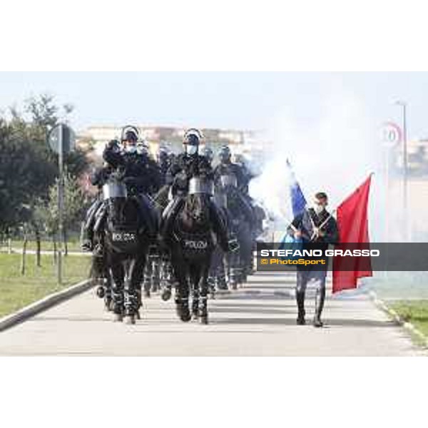 Esercitazione Polizia e Carabinieri a Cavallo O.P. Centro di Coordinamento dei Servizi Cinofili ed a Cavallo della Polizia di Stato Ladispoli, 30/10/2020 ph.Stefano Grasso