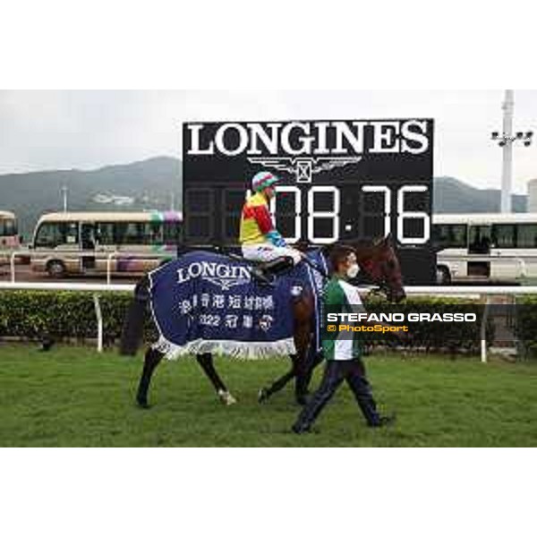 LHKIR 2022 - Hong Kong , Sha Tin racecourse Ryan Moore on Wellington wins the LONGINES Hong Kong Sprint 2022 - ph.Stefano Grasso/Longines - 01SG1843.JPG
