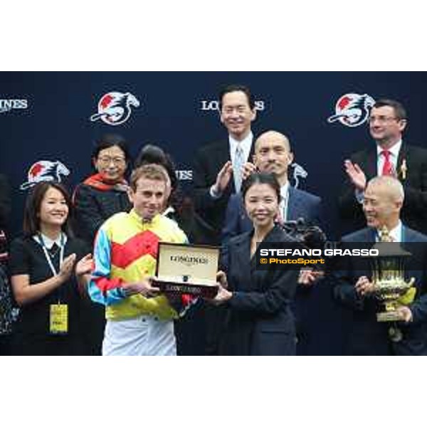 LHKIR 2022 - Hong Kong , Sha Tin racecourse Ryan Moore on Wellington wins the LONGINES Hong Kong Sprint 2022 - ph.Stefano Grasso/Longines - 01SG7409.JPG