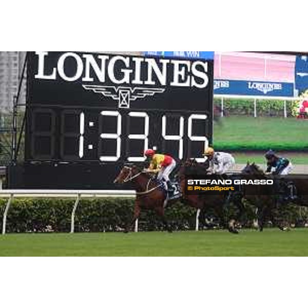 LHKIR 2022 - Hong Kong , Sha Tin racecourse Zac Purton obn California Spangle wins the LONGINES Hong Kong Mile 2022 - ph.Stefano Grasso/Longines - 01SG7826.JPG