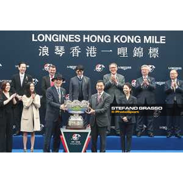 LHKIR 2022 - Hong Kong , Sha Tin racecourse Zac Purton obn California Spangle wins the LONGINES Hong Kong Mile 2022 - ph.Stefano Grasso/Longines - 01SG8102.JPG