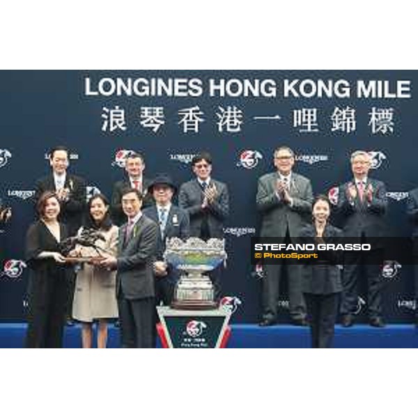 LHKIR 2022 - Hong Kong , Sha Tin racecourse Zac Purton obn California Spangle wins the LONGINES Hong Kong Mile 2022 - ph.Stefano Grasso/Longines - 01SG8126.JPG