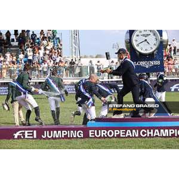 FEI Jumping European Championship - Milano, Milano San Siro racecourse - 1 September 2023 - ph.Stefano Grasso Prize giving ceremony Final Team 1st Team Sweden, 2nd Team Ireland, 3rd Team Austria