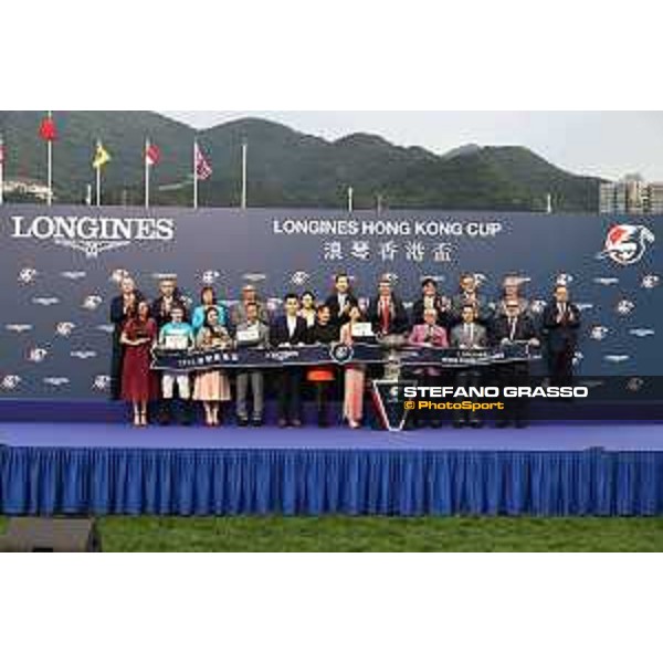 Longines Hong Kong International Races of Hong Kong - - Hong Kong, Sha Tin - 10 December 2023 - ph.Stefano Grasso/Longines James McDonald on Romantic Warrior wins the Longines Hong Kong Cup