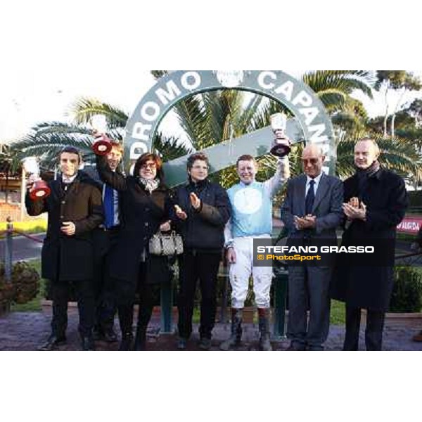 Prize giving ceremony of the Premio Criterium d\' Inverno won by Paul A. Johnson on Luci a Capannelle Rome, 7th february 2010 ph. Stefano Grasso