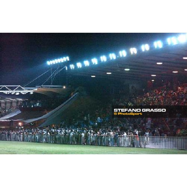 the crowd on the grandstand of Varese race track Varese Le Bettole, 7th augsut 2004 ph. Stefano Grasso