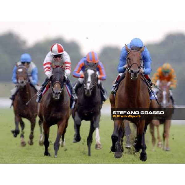 Rule of Law (right) dominates at York pic bill Selwyn 17-8-04 