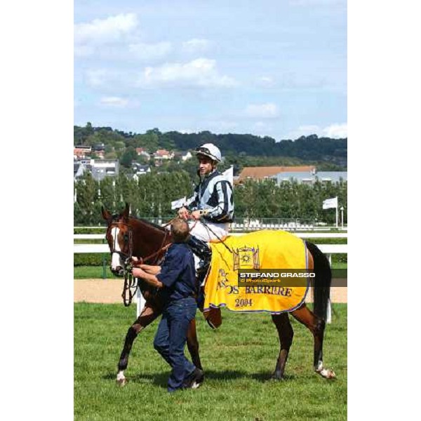 Christophe P.Lemaire on Divine Proportions parading after winning the Prix Morny Casinos Barriere Deauville, 22th august 2004 ph. Stefano Grasso