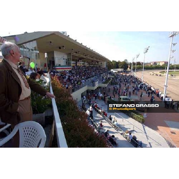 a view from the restaurant at Arcoveggio racetrack Bologna, 19th september 2004 ph. Stefano Grasso