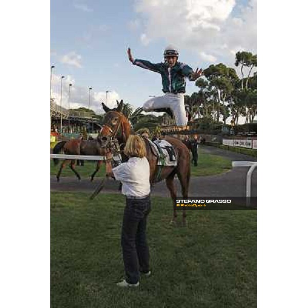 Umberto Rispoli jumps from Aoife Alainn after winning the Premio Lydia Tesio Rome, Capannelle racetrack 24th oct. 2010 ph. Stefano Grasso